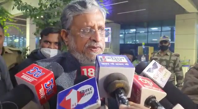 तेजस्वी की शादी से बाग-बाग सुशील मोदी, बिहार सरकार से दिलवाएंगे 50,000 रुपए !