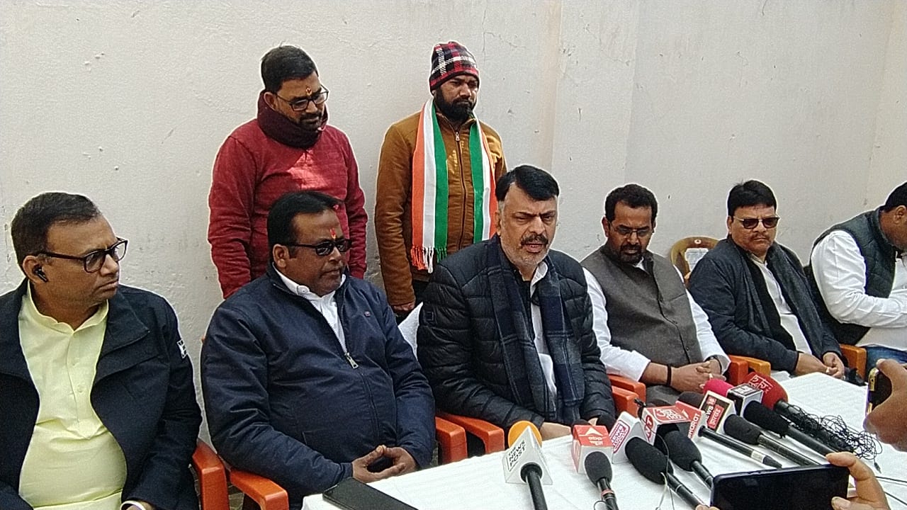 भारत जोड़ो यात्रा की शुरुआत होते ही दुमका में बढ़ी कांग्रेस नेताओं की गतिविधियां, पढ़ें कितने दिन झारखंड में रहेंगे राहुल गांधी