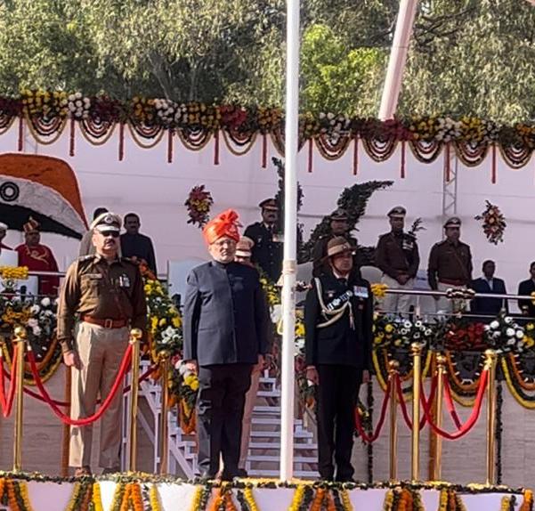 रांची में राज्यपाल सीपी राधाकृष्णन ने किया ध्वजारोहण,राज्य वासियों को दी गणतंत्र दिवस की बधाई,गिनाई सरकार की उपलब्धियां 