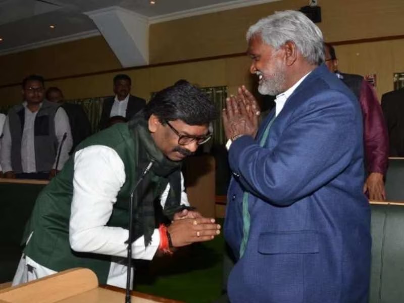 Big breaking- सीएम हेमंत का इस्तीफा, ईडी ने किया गिरफ्तार, झारखंड के अगले सीएम होंगे चंपई सोरन