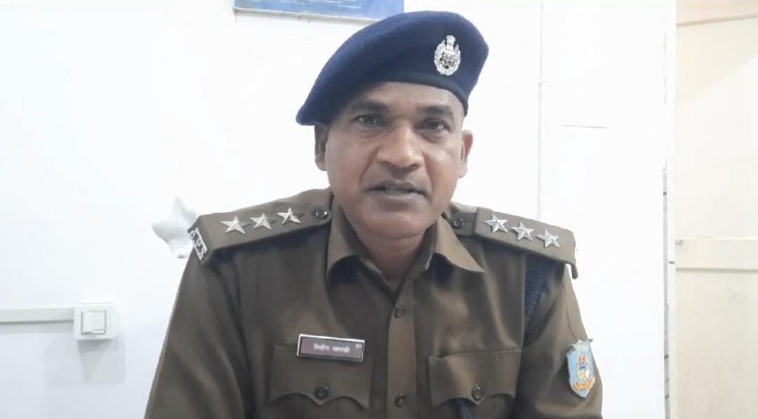 सरायकेला एसडीपीओ की कमान संभालते ही एक्शन में दिलीप खलको! कहा- जल्द ब्राउन शुगर के खिलाफ होगी बड़ी कार्रवाई, पढ़ें और क्या कहा   