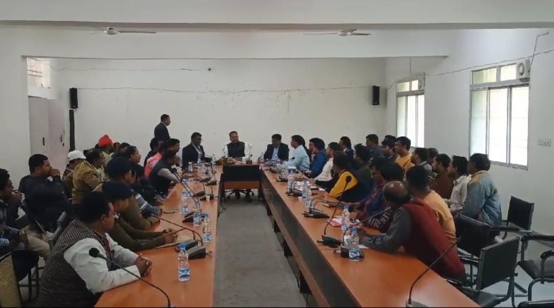 साहिबगंज:राजमहल के प्रसिद्ध राज्यकीय माघी पूर्णिमा मेला की तैयारी शुरू, मेलें में लाखों की उमड़ने की संभावना, तैयारियों को लेकर की गई समीक्षा बैठक   