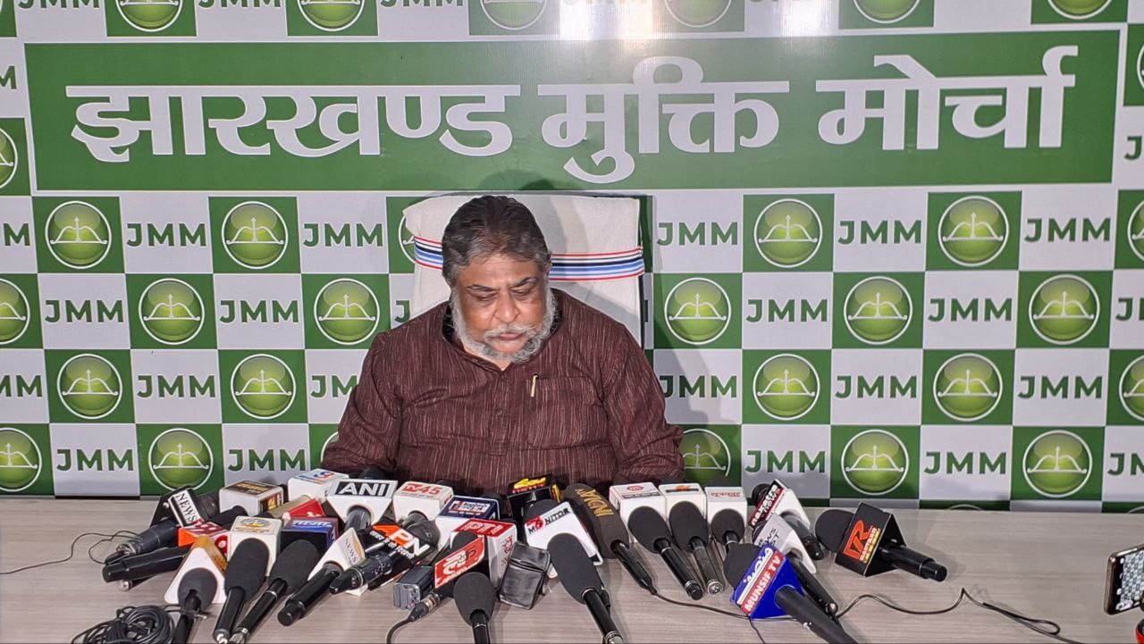 देश को बेचने का काम कौन कर रहा है? इलेक्ट्रोल बांड पर सुप्रीम कोर्ट से लगी रोक पर JMM ने BJP को घेरा