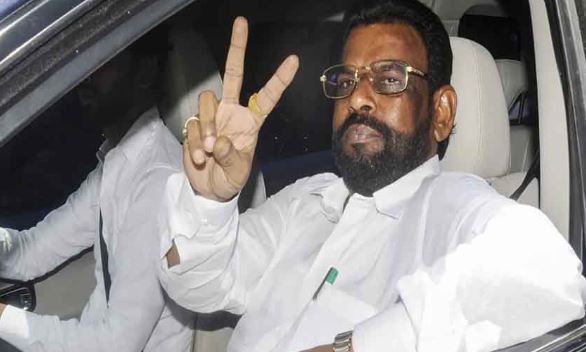 मंत्री नहीं बनाए जाने से नाराज लातेहार विधायक बैधनाथ राम, अपनी पार्टी जेएमएम को ही दे डाला दो दिन का अल्टिमेटम, पढ़िए  