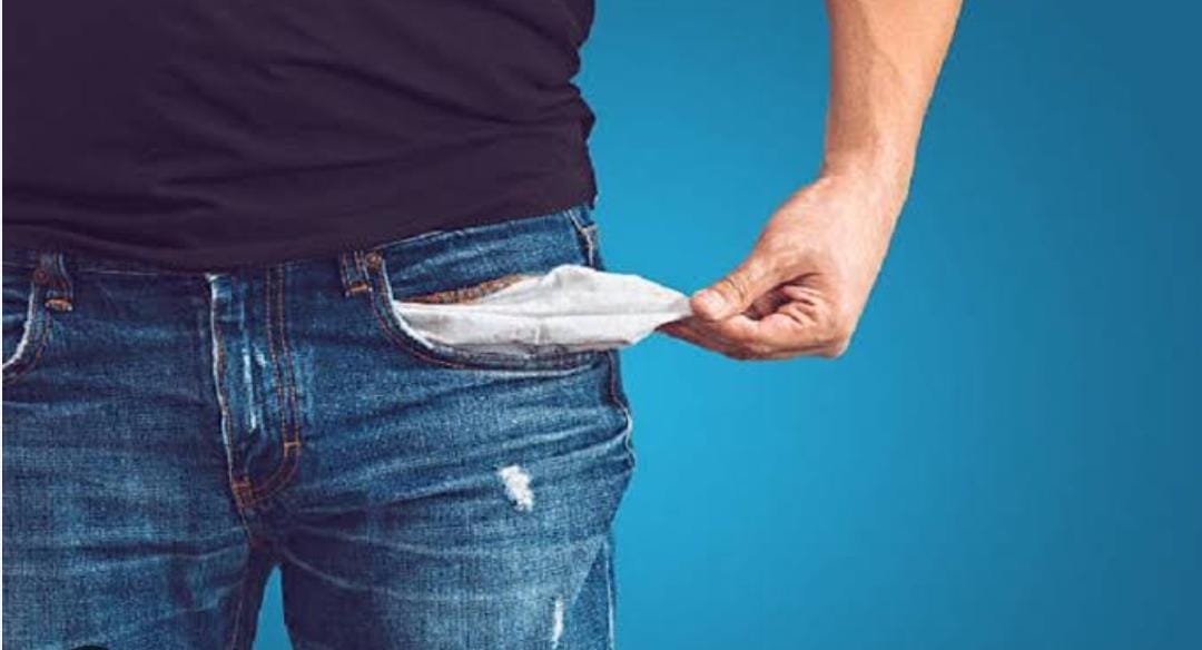 Vastu tips:भूलकर भी दान ना करें ये दो चीजें वरना घेर लेगी परेशानियां, हमेशा जेब रहेगा खाली   