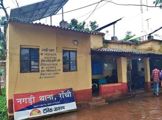 नगड़ी हिंसा: तनाव बढ़ाने के लिए बजरंग दल के नेता ने कराई मंदिर में चोरी ! पुलिस ने भेजा जेल