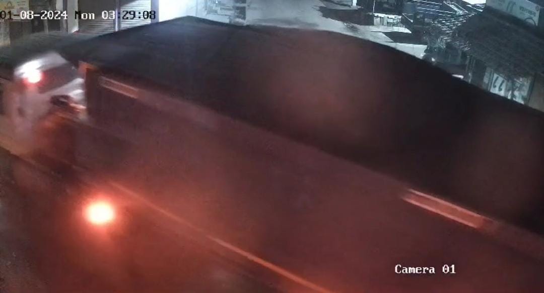 साहिबगंज में  पत्थर माफियाओं का राज! व्हाट्सएप ग्रुप बनाकर पदाधिकारियों की करते हैं रेकी, चैट वायरल होते ही खुली पोल, 39 पर केस दर्ज    