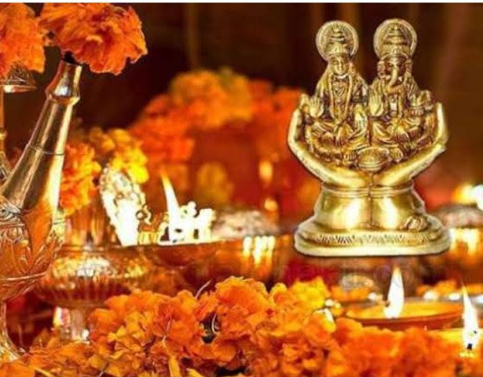 दुनिया के ऐसे चार चमत्कारी फूल, जिसको भगवान के चरणों में अर्पित करने से पूर्ण होती है सारी मनोकामनाएं, पढ़ें उनके नाम और विशेषता    