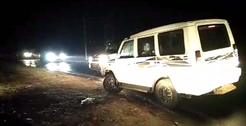 सीआईएसएफ की गाड़ी पर हमला, कोयला तस्करों ने हमला कर क्षतिग्रस्त  किया गाड़ी, जानिए आगे फिर क्या हुआ