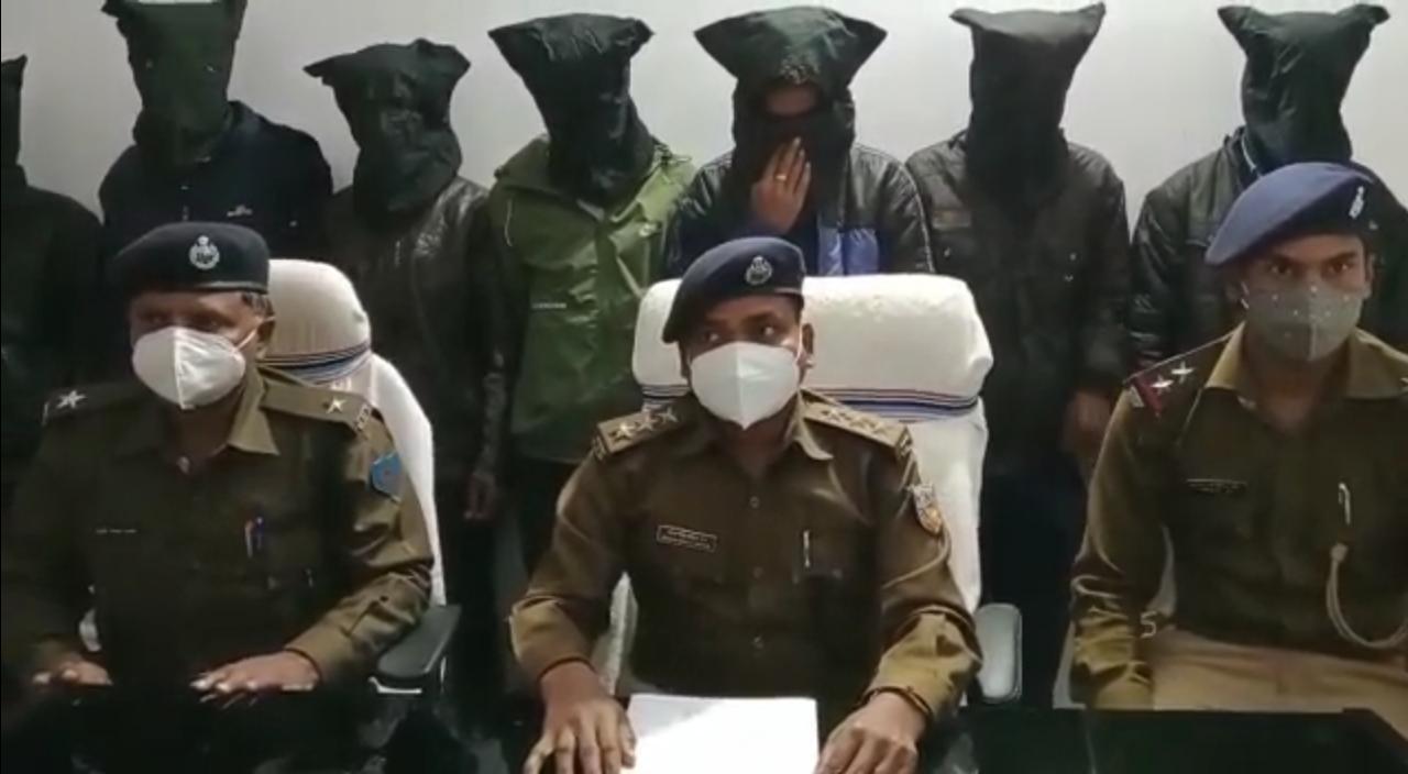 साइबर अपराध के खिलाफ पुलिस की बड़ी कार्रवाई, 8 गिरफ्तार