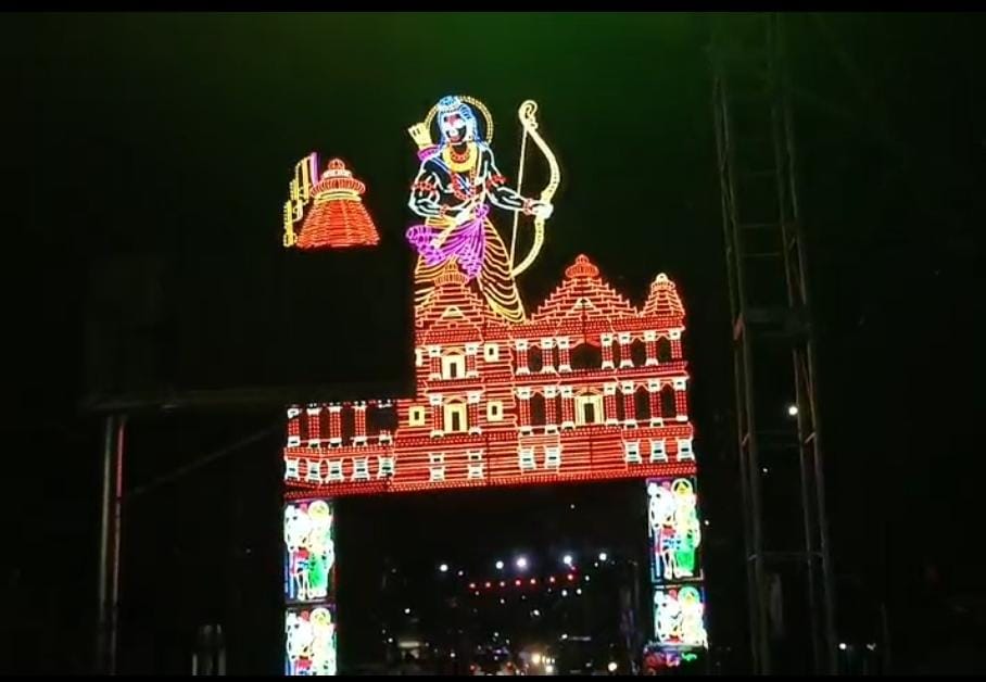 देवघर में राममय माहौल में निकलेगी शिव की बारात,आधुनिकतम डिजिटल लाइट से दुल्हन की तरह सज रही है बाबानगरी   