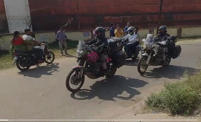 दुमका में विदेशी महिला के साथ हैवानियत, सामूहिक दुष्कर्म के बाद उठे कई सवाल, पढ़िए विस्तार से ये शर्मसार करने वाली वारदात  