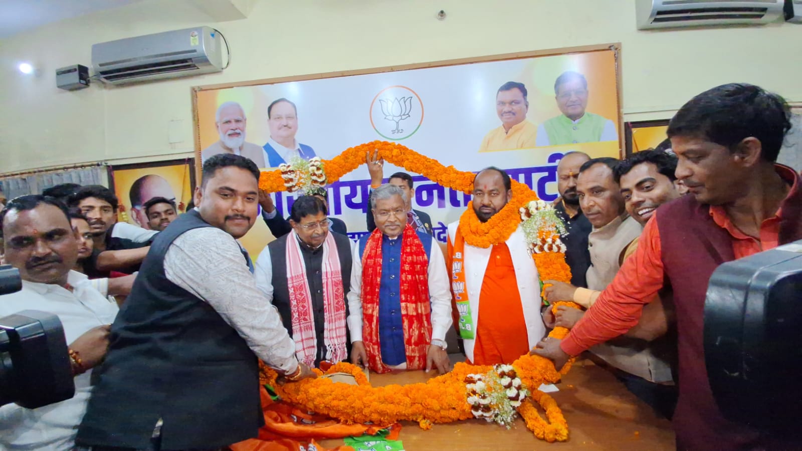 Palamu LS Seat : न घर का न घाट का एक मुद्दत से परेशान है पूर्व सांसद ! इस बार भी  ना राम मिले ना माया,अब क्या करेंगे घुरन राम