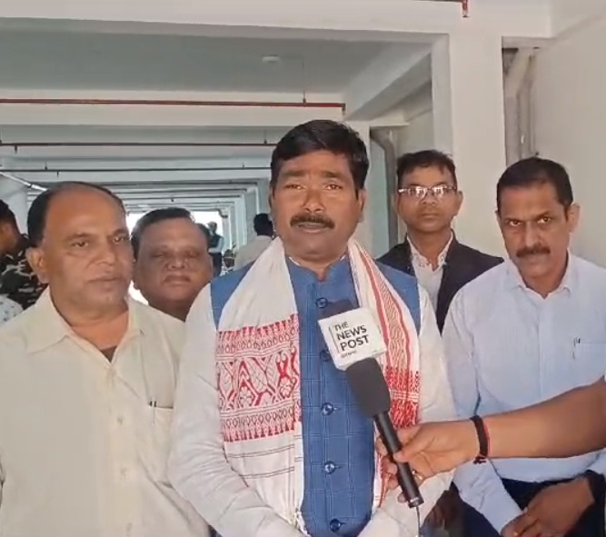 अपनी करतूतों का फल भुगत रहे हैं हेमंत! लोहरदगा से भाजपा प्रत्याशी समीर उरांव का दावा, इस बार बीजेपी की आयेगी 400 पार सीट