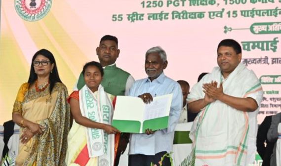 चुनावी साल में चंपाई सोरेन सरकार कितने बेरोजगारों को देगी रोजगार ! बड़ा सवाल क्या युवाओं के अरमान हुए हैं पूरे 