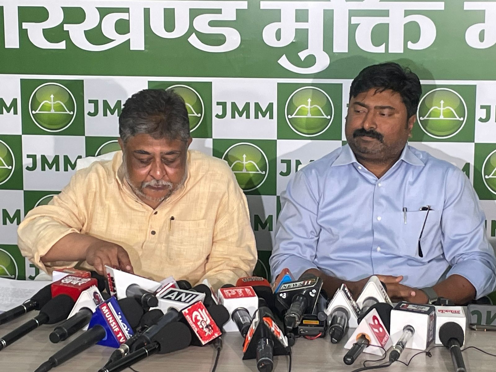 ED News : बड़गाई अंचल की जमीन हेमंत के कब्जे में नहीं! ईडी ने गलत अधार पर की गिरफ्तारी - झामुमो