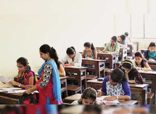 JOB IN JHARKHAND : बेरोजगारों के लिए बड़ी खुशखबरी, जाने JSSC ने किस पद के लिए नियुक्ति प्रक्रिया कर दी है तेज, और कहां होने वाली है टीचर्स की नियुक्ति 