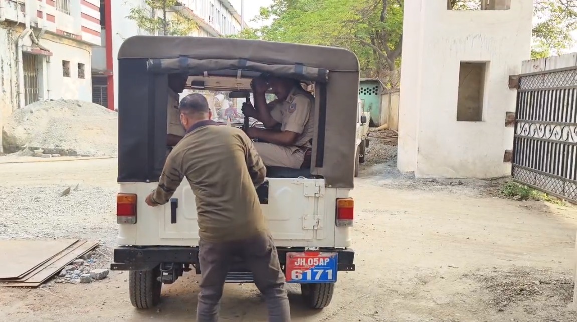 शर्मनाक : जमशेदपुर में तीन साल की बच्ची के साथ घिनौनी हरकत, पुलिस ने आरोपी को किया गिरफ्तार