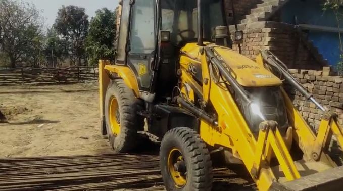 Big Breaking : हज़ारीबाग़ के बड़कागाँव में एक बार फिर से टीपीसी नक्सलियों का उत्पात, जेसीबी और ट्रैक्टर को किया आग के हवाले 