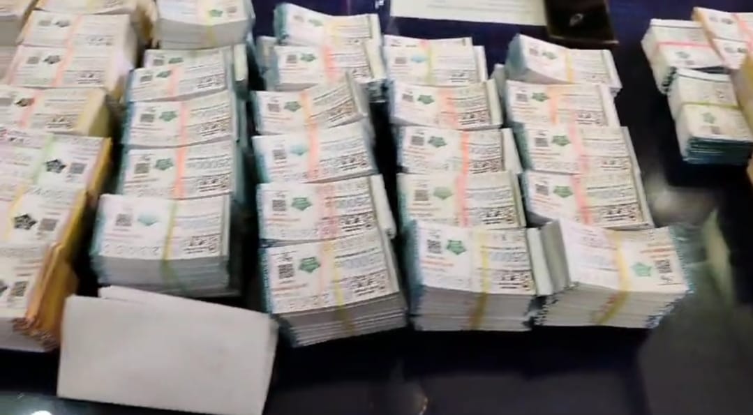 झारखंड का संथाल प्रतिबंधित लॉटरी टिकट का बन गया है बहुत बड़ा गढ़,फिर 30 लाख के टिकट बरामद, पढ़िए कैसे काम करता है गिरोह