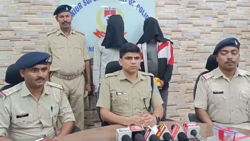 जमशेदपुर पुलिस की बड़ी सफलता, ओलिडीह थाना से 22 पुड़िया ब्राउन सुगर औऱ गांजा के साथ दो तस्कर गिरफ्तार 