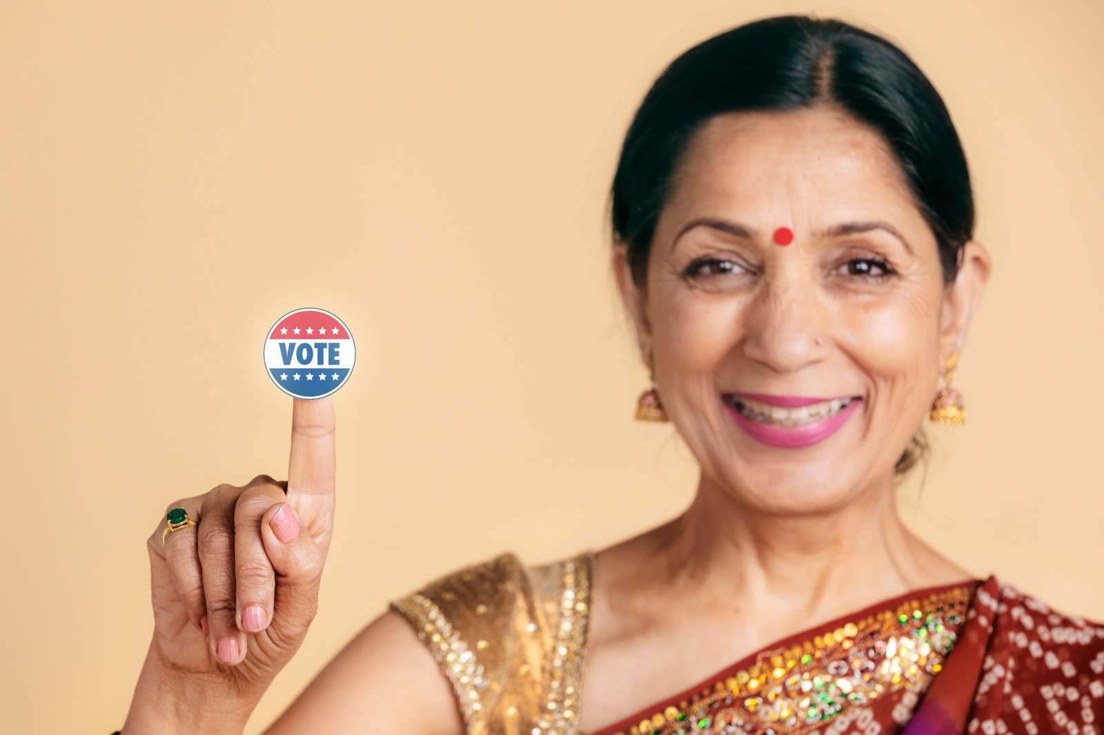 LS Poll 2024 : झारखंड में आधी आबादी को साधना बड़ी चुनौती! जानिये वो संसदीय क्षेत्र जहां महिला मतदाताओं की संख्या पुरुषों से अधिक