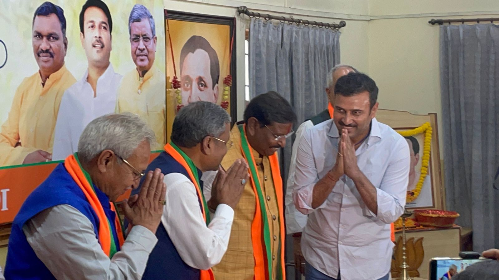 LS POLL 2024: BJP का मिशन 14! NDA की बड़ी बैठक, चुनाव में जीत के लिए तैयार की जा रही पिच