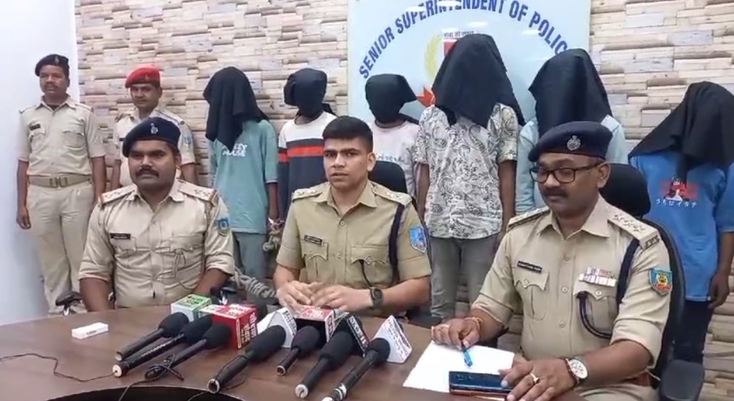 जमशेदपुर: बाइक चोर गिरोह का पर्दाफाश, पुलिस ने छह आरोपियों को किया गिरफ्तार