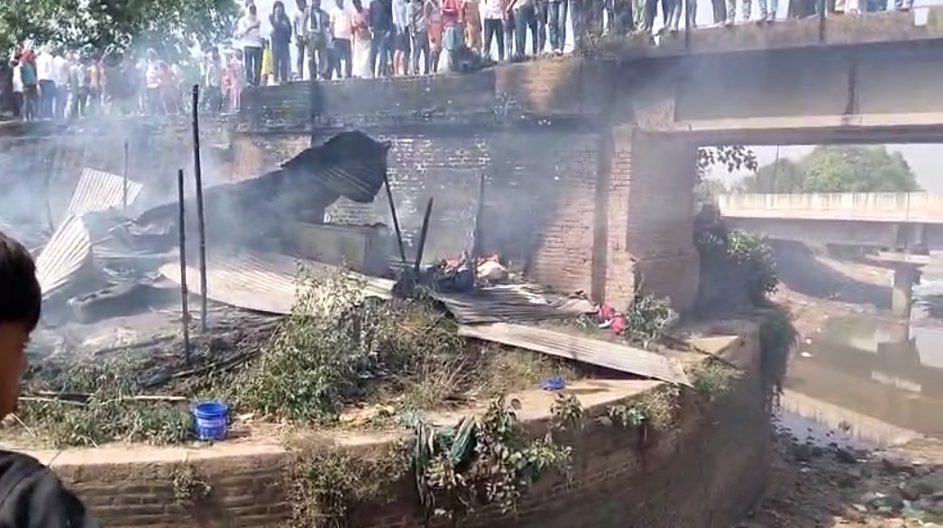 ROHTAS BREAKING NEWS : शॉर्ट सर्किट से ट्रांसफर्मर में लगी आग, तीन बच्चे एवं तीन महिला की हुई मौत