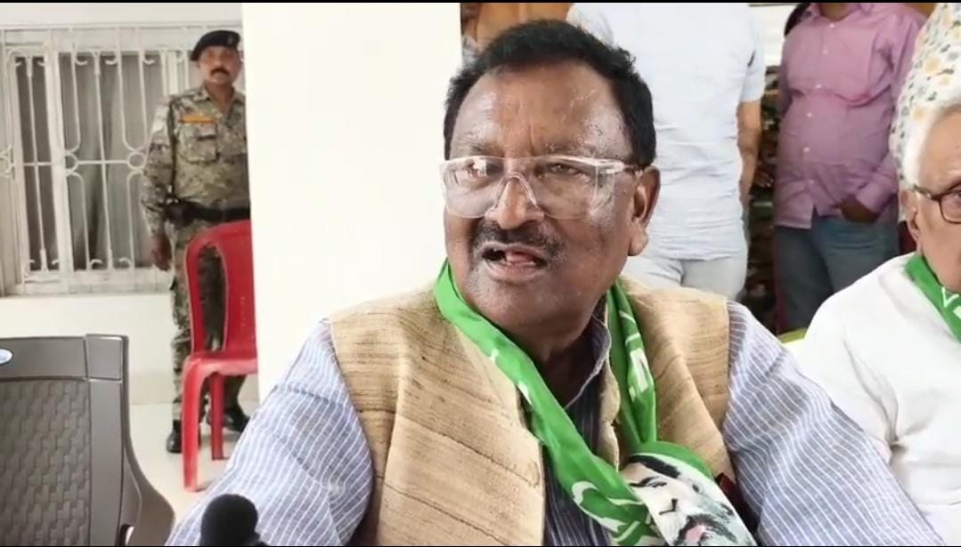 गीता कोड़ा प्रकरण पर गरमाई राजनीति: सीता ने की जांच की मांग तो नलीन ने कहा हेमंत के विरोध में बोलने वालों का होगा विरोध