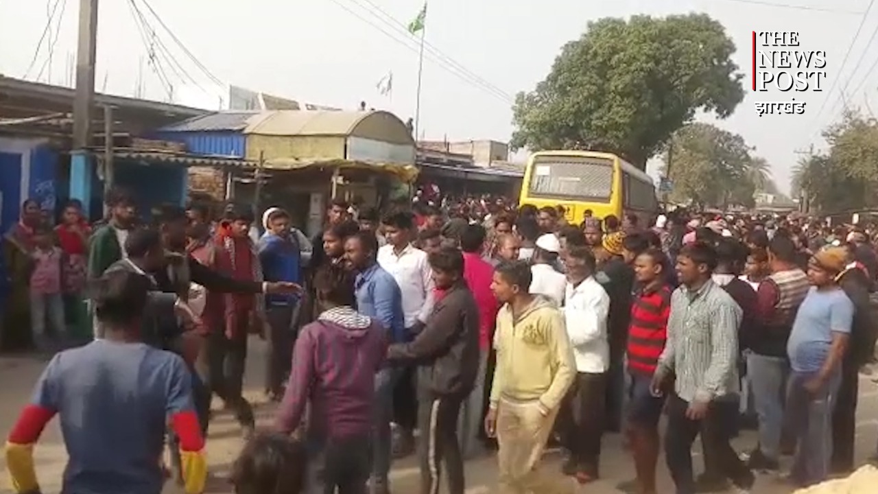 झामुमो नेता फूलचंद मंडल की स्कूल बस ने गर्भवती मां और बेटे को रौंदा,  मौके पर ही हुई मौत