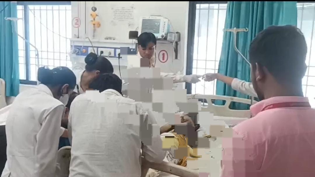 रोहतास: झोपड़ीनुमा घर में आग लगने से चार लोगों की मौत, दो बुरी तरह झुलसे, पढ़ें कैसे हुआ हादसा   