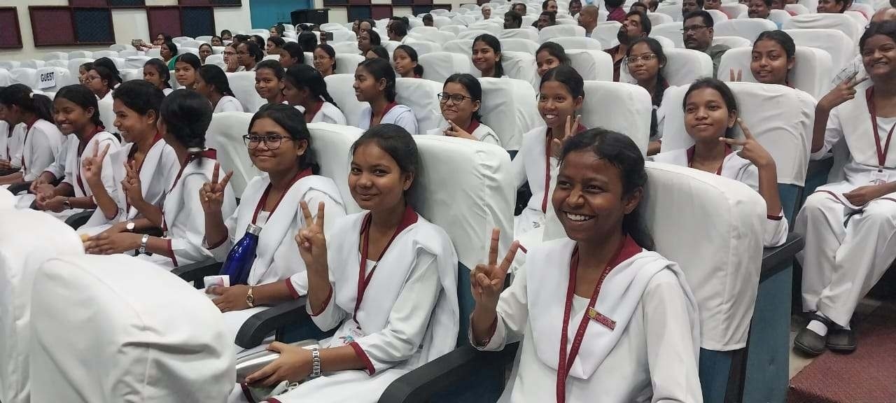 JAC12th Result: साइंस, आर्ट्स और कॉमर्स स्ट्रीम में लड़कियों ने मारी बाज़ी, यहां देखिए तीनों स्ट्रीम की टॉपर लिस्ट 