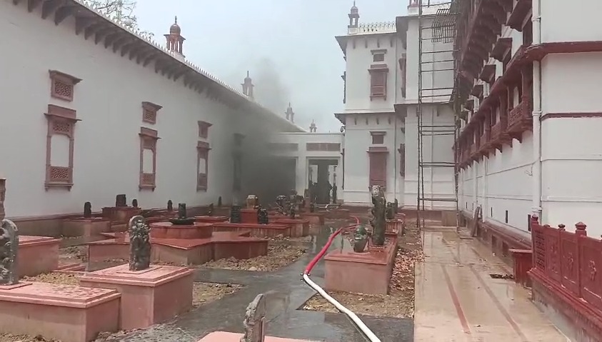 Breaking: पटना के म्यूजियम परिसर में लगी भीषण आग, काफी मशक्कत के बाद 25 अग्निशमन की गाड़ियों ने पाया काबू