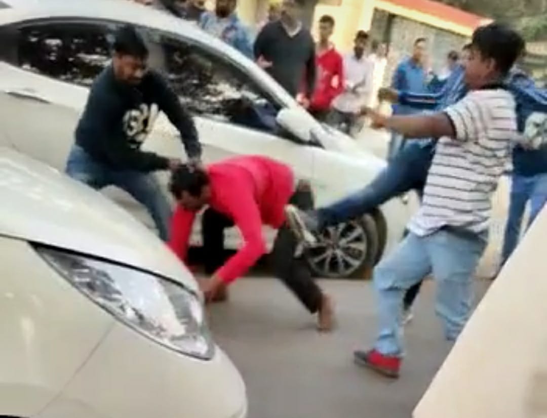 नशे में चूर ASI ने मचाया हंगामा, फिर हुआ यह कि उड़ गए होश