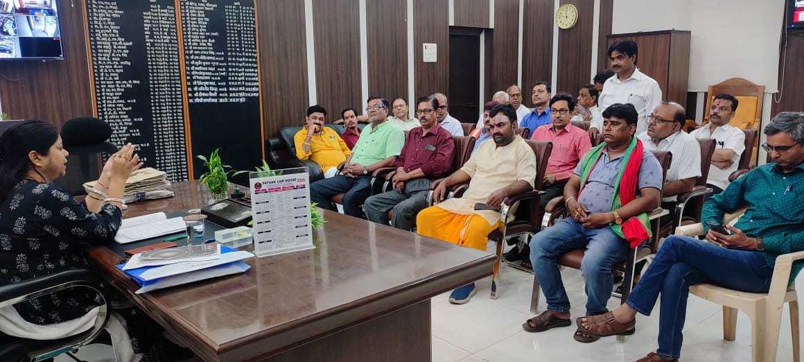 मतदान प्रतिशत बढ़ाने के लिए देवघर जिला प्रशासन की अनोखी पहल!मतदान कीजिये और इन चीजों पर 40 प्रतिशत तक छूट पाइए  