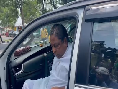 मंत्री के PS ने तोड़ा हौसला और गिरफ्तार हो गए आलमगीर, जानिए पूरी कहानी