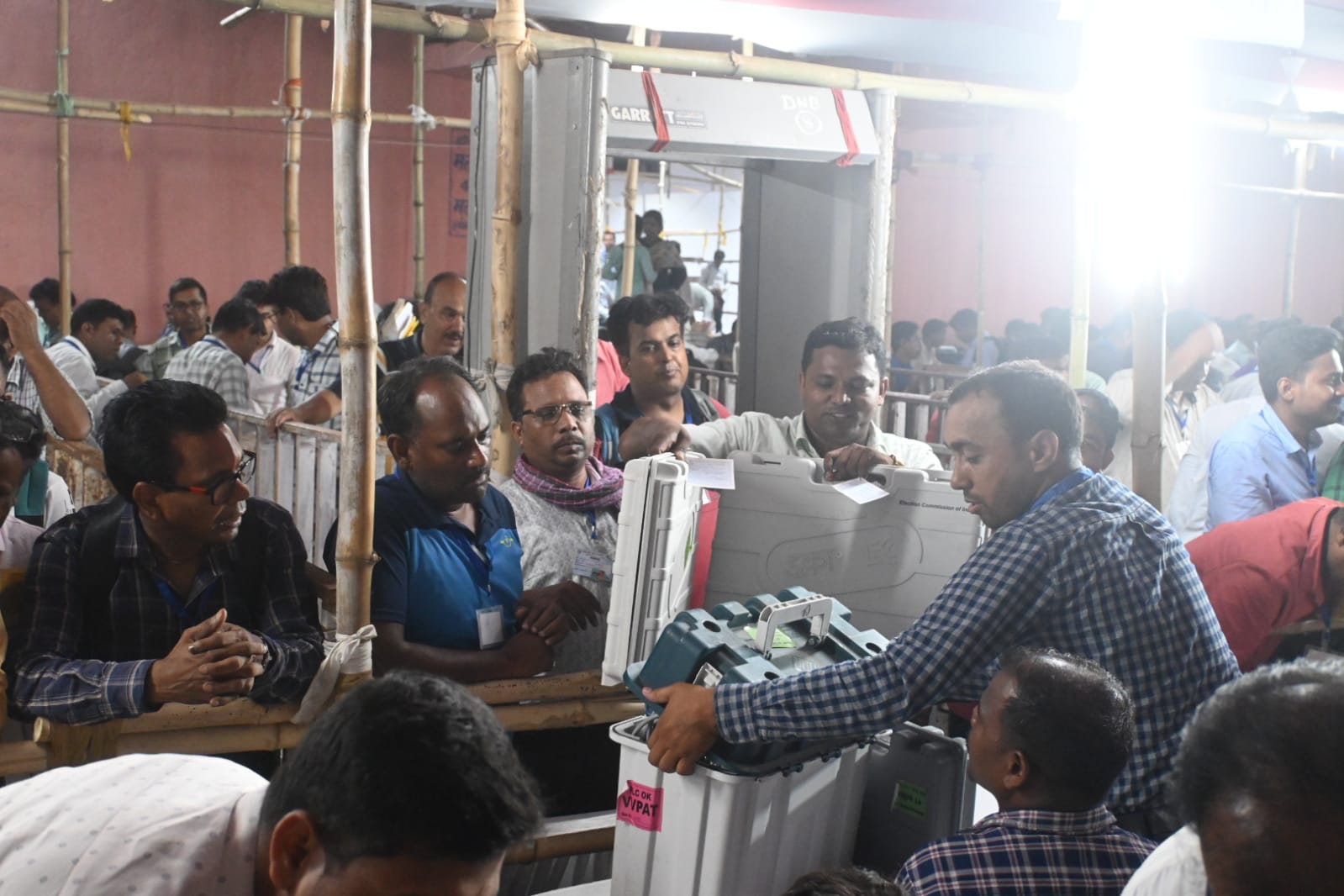 धनबाद लोकसभा का अपडेट: आकड़ा जारी, कुल 62.06% हुआ मतदान 