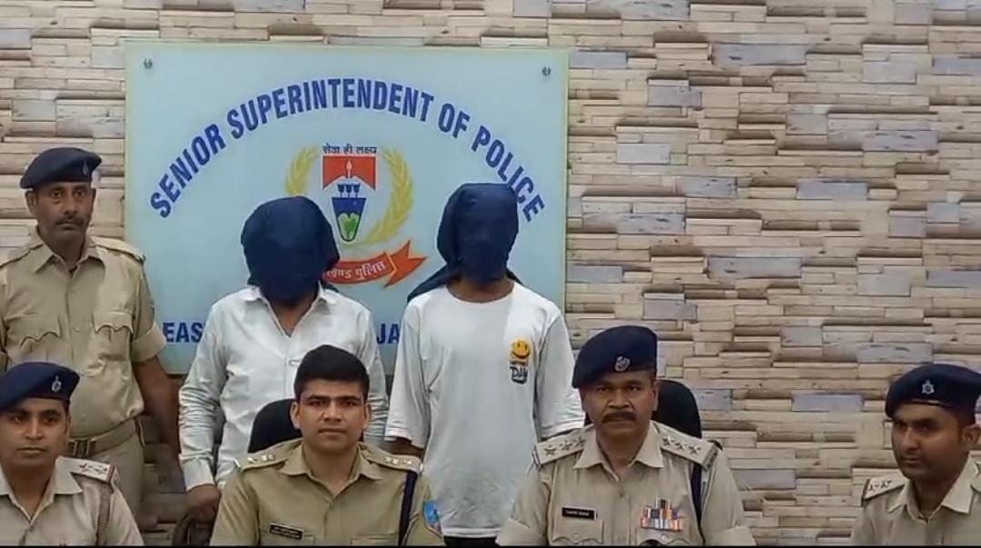 जमशेदपुर:अपराध की योजना बना रहे दो शातिर अपराधियों को पुलिस ने दबोचा, हथियार भी किया बरामद