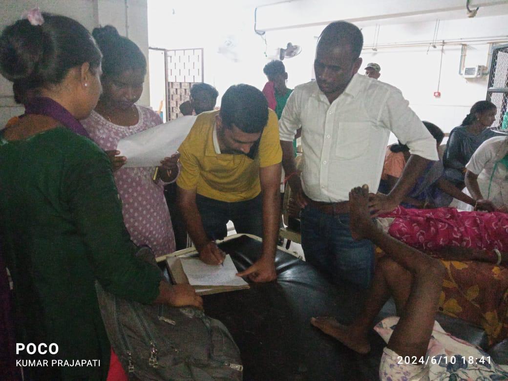 DHANBAD: ऐसा करने वाले को क्या कहेंगे आप! पहले दस साल की बच्ची को बांधकर पीटा फिर गर्म लोहे से दागा