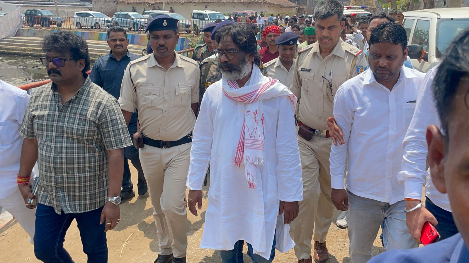 Big News: क्या हेमंत आएंगे जेल से बाहर,थोड़ी देर में हो जाएगा फैसला