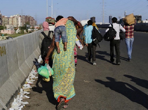 पलायन का दंश झेल रहे हैं गढ़वा के लोग, कल-कारखाना खोलने की कर रहे मांग