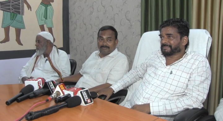 झामुमो-कांग्रेस के बीच मचे घमासान के बीच समीर मोहंती का बयान आया सामने, बयान आते ही तमाम अटकलों पर लगा विराम