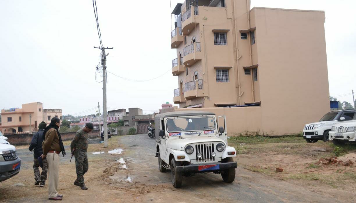 बिग ब्रेकिंग :  वाहन रिकवरी एजेंट  के घर  NIA की रेड