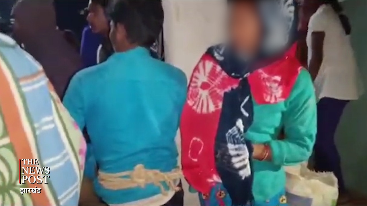 अवैध सम्बन्ध के शक में युवक युवती को खभे से बांधा, किया समाजिक बहिष्कार