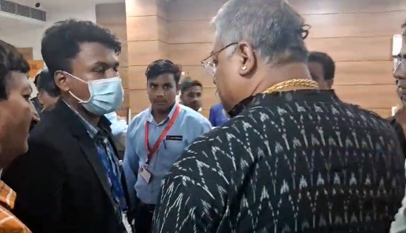 Health Post : पैसों के लिए कुख्यात पारस अस्पताल का एक और कारनामा आया सामने , परिजनों का हंगामा देखिए क्या है माजरा