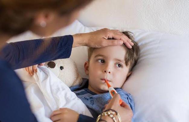 सावधान! ये बरसाती बीमारियां कर सकती है आपके बच्चों को बीमार, इन तरीकों से रखें ध्यान