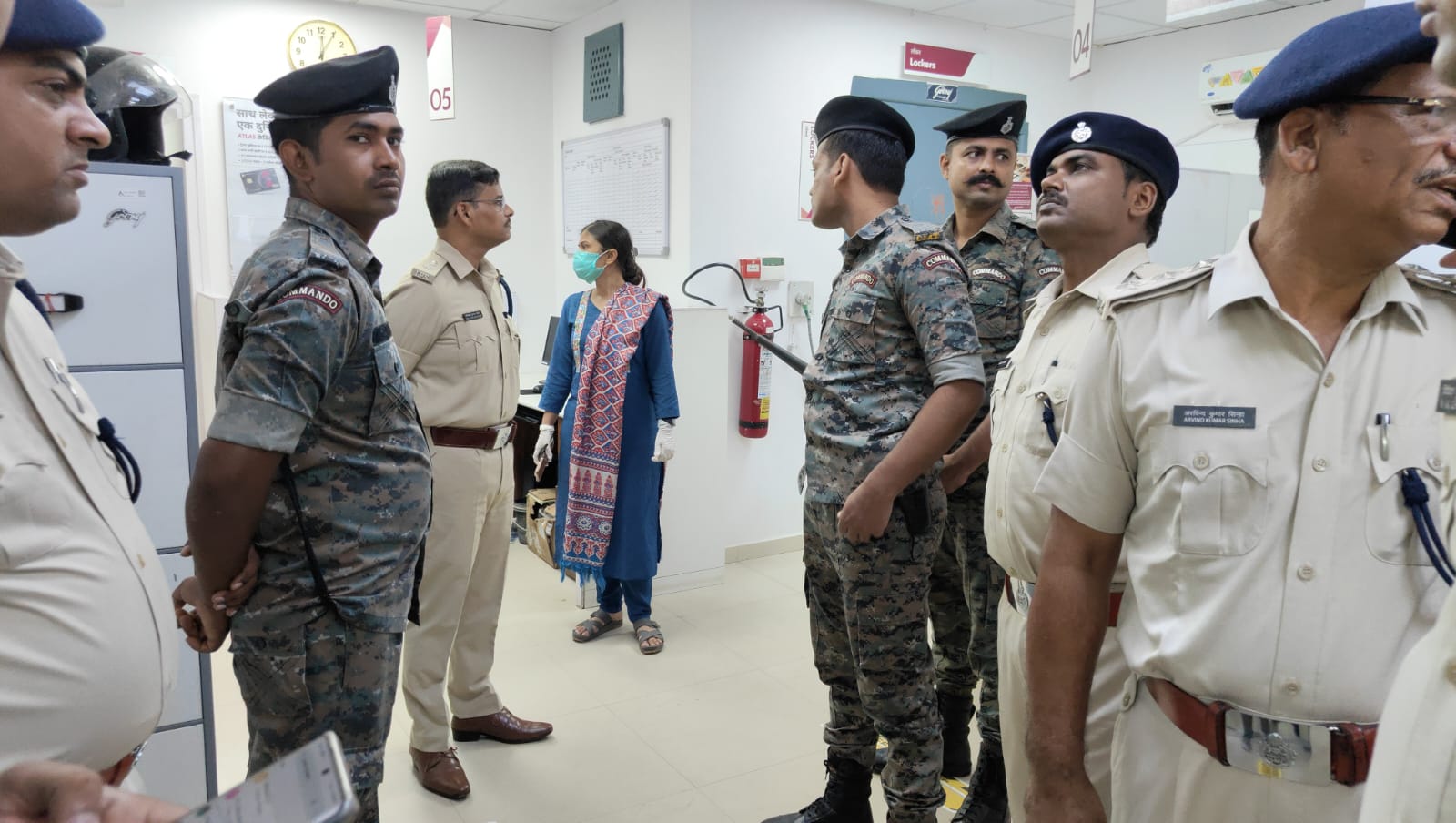 शेखपुरा में बैंक लूट की बड़ी वारदात! हथियार के बल पर अपराधियों ने लूटे 30 लाख रुपये 