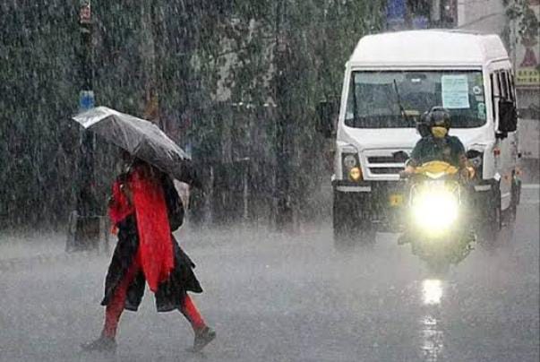 Weather Forecast:झारखंड में अगले तीन दिन तक प्रभावी रहेगा मानसून! आज इन जिलों में जमकर होगी बारिश
