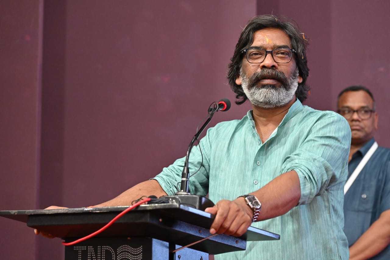 मंत्रिमंडल विस्तार को लेकर टेंशन में हेमन्त! क्या बैठक में तय हो जाएगा सब कुछ या फ्लोर टेस्ट में विधायक कर देंगे खेला